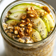 Cinnamon Apple Protein Overnight Oats