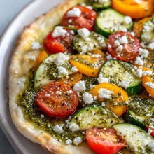 Pesto Veggie Flatbread