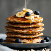 Banana Oat Vegan Pancakes