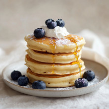 Easy Vegan Vanilla Pancakes