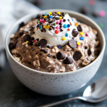  Chocolate Chip Cupcake Batter Overnight Oats 