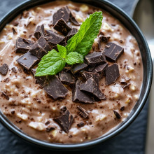 Chocolate Mint Overnight Oats