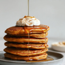 Vegan Pumpkin Spice Pancakes