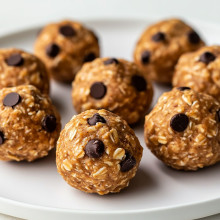 Easy Peanut Butter Oat Bites